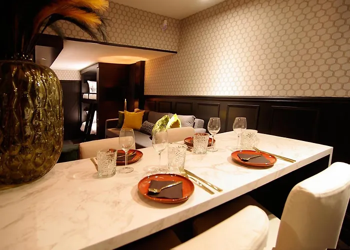 Hotel House Of Freddy 3*