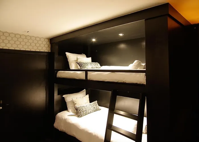 Hotel House Of Freddy 3*