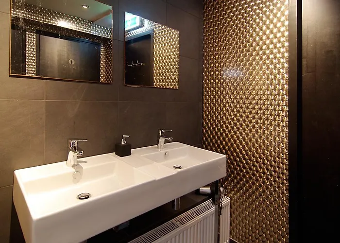 Hotel House Of Freddy 3*