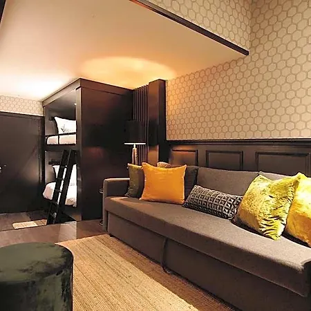 House Of Freddy Hotel